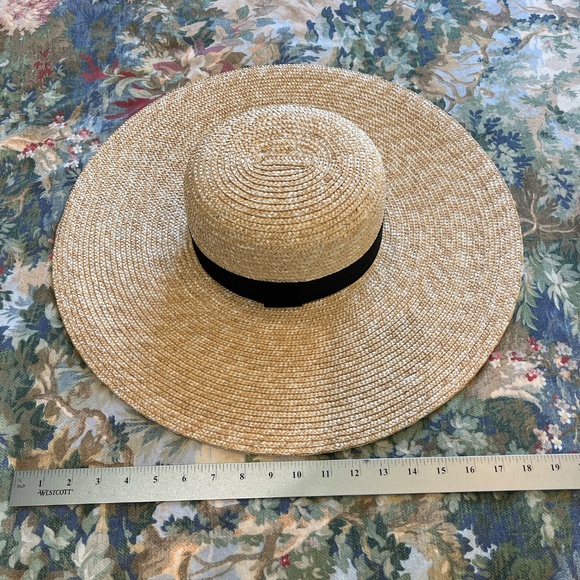 GIGI PIP Wide Brim Straw Hat - Picture 3 of 8